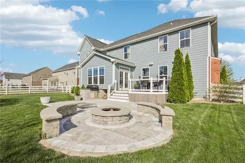 Exterior - 10276 Benjamin Way, Centerville, OH 45458 photo 6 of 7