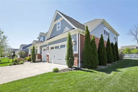 Exterior - 10276 Benjamin Way, Centerville, OH 45458 photo 2 of 7