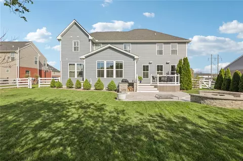 Exterior - 10276 Benjamin Way, Centerville, OH 45458 photo 5 of 7