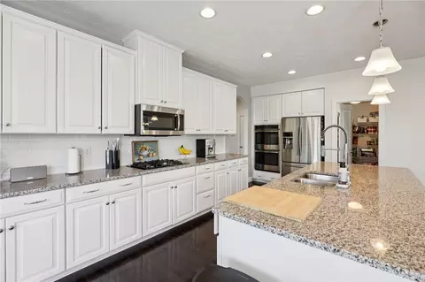 Kitchen - 10276 Benjamin Way, Centerville, OH 45458 photo 2 of 4