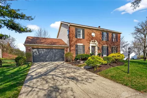 901 Highridge Ct, Miamisburg, OH 45342