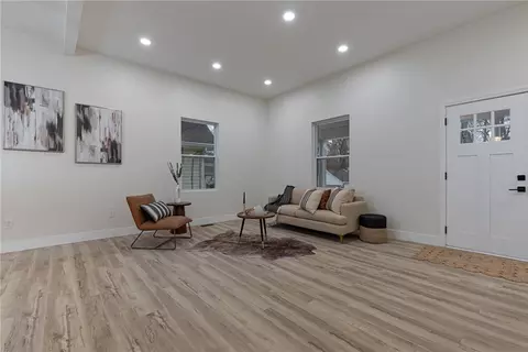 5618 Prentice St, Cincinnati, OH 45227 photo 9