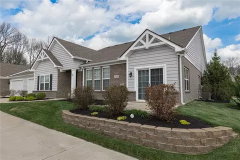 1203 Bordeaux Way, Clearcreek Twp, OH 45458