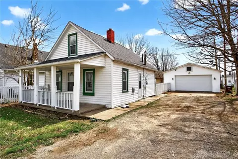 108 Frahn Ave, Fairborn, OH 45324