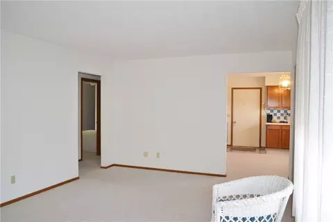 3052 E Brixton Dr, Springfield, OH 45503 photo 10