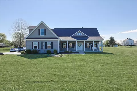 64 Schell Rd, Wilmington, OH 45177