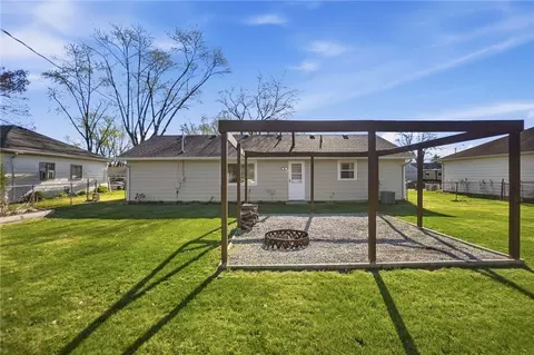 Exterior - 3211 Haverhill St, Springfield, OH 45503 photo 6 of 9