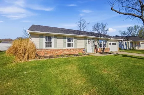 Exterior - 3211 Haverhill St, Springfield, OH 45503 photo 3 of 9