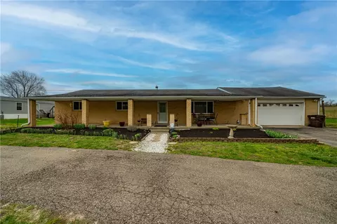 6960 W Elkton Gifford Rd, Somerville, OH 45064