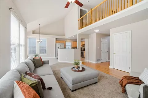 Living - 1800 Olde Haley Dr, Centerville, OH 45458 photo 2 of 4