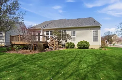 Exterior - 1800 Olde Haley Dr, Centerville, OH 45458 photo 3 of 8