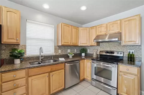Kitchen - 1800 Olde Haley Dr, Centerville, OH 45458 photo 3 of 4