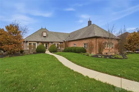 1574 Vicki Ln, Lebanon, OH 45036