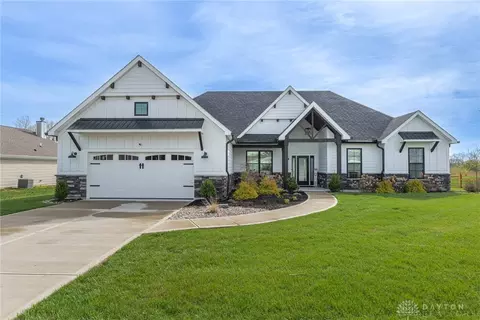 103 Mound Builder Pl, Carlisle, OH 45005
