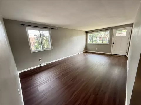Living - 1415 Montego Dr, Springfield, OH 45503 photo 1 of 4