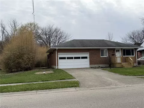 Exterior - 1415 Montego Dr, Springfield, OH 45503 photo 2 of 4