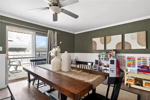 Dining - 2660 Mohican Ave, Kettering, OH 45429 photo 2 of 3