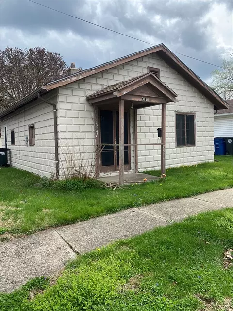 3120 Martel Dr, Dayton, OH 45420