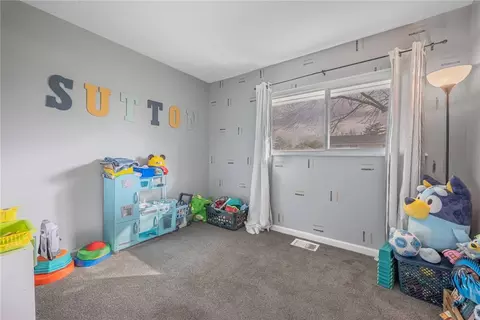 Bedroom - 60 John St, Franklin, OH 45005 photo 1 of 5