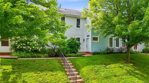 3116 Bromley Pl, Kettering, OH 45420