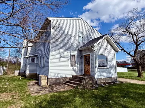 8702 S Dayton Greenville Pike, Brookville, OH 45309
