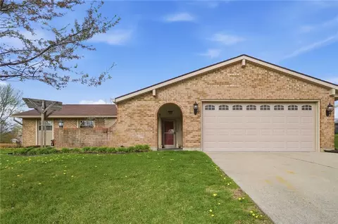 7521 Glenhurst Dr, Dayton, OH 45414