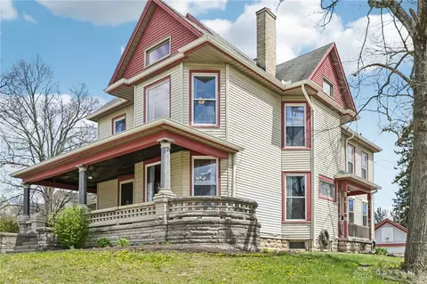 523 S Detroit St, Xenia, OH 45385