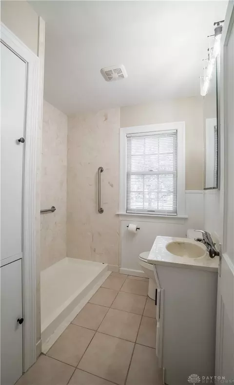 Bath - 61 Martha Ave, Centerville, OH 45458 photo 1 of 1