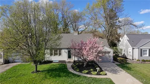 61 Martha Ave, Centerville, OH 45458