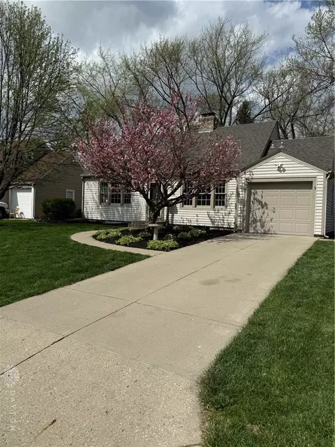 Exterior - 61 Martha Ave, Centerville, OH 45458 photo 6 of 7