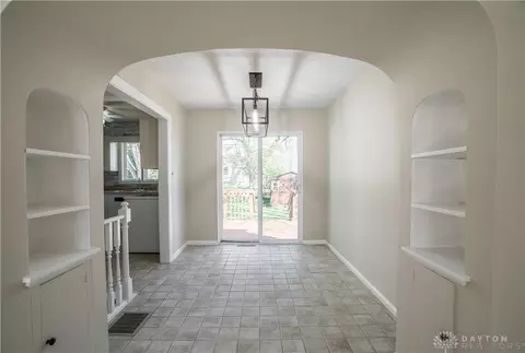 Entry Way - 61 Martha Ave, Centerville, OH 45458 photo 1 of 1
