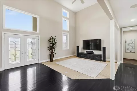 Living - 7545 Deer Path Ct, Springboro, OH 45066 photo 3 of 12