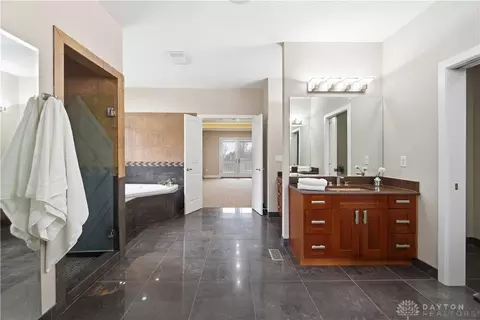 Bath - 7545 Deer Path Ct, Springboro, OH 45066 photo 3 of 11