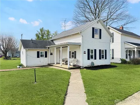 911 Miami St, Urbana, OH 43078