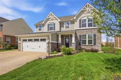 1958 Stone Creek Blvd, Centerville, OH 45458