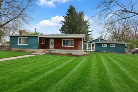 71 Quaker Trace Rd, West Alexandria, OH 45381