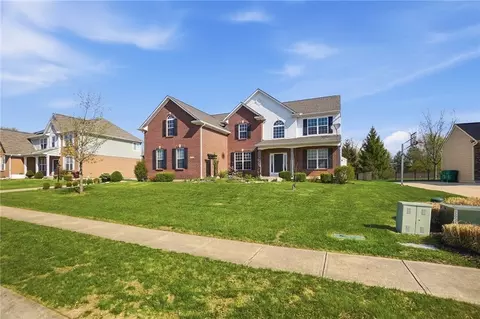 1178 Settlers Bay Ct, Bellbrook, OH 45305