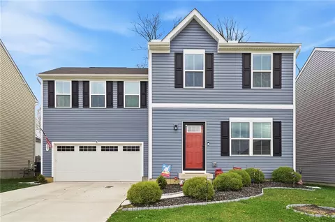 207 Chesapeake Cir, Springfield, OH 45505