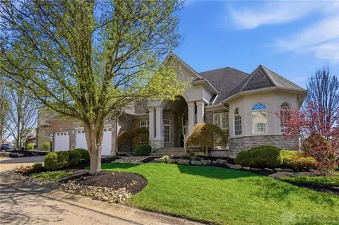 2639 Britannia Ct, Xenia, OH 45385