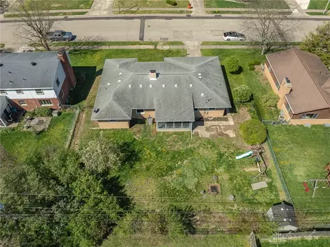View/Area - 1708 Brookhollow Dr, Springfield, OH 45504 photo 5 of 8