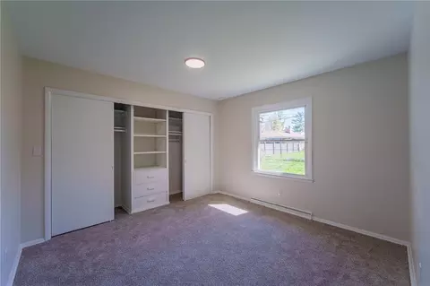 Bedroom - 1708 Brookhollow Dr, Springfield, OH 45504 photo 3 of 6