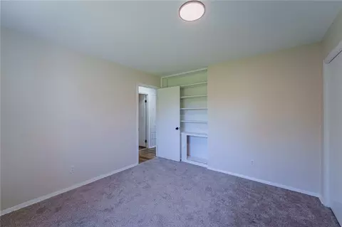 Bedroom - 1708 Brookhollow Dr, Springfield, OH 45504 photo 4 of 6