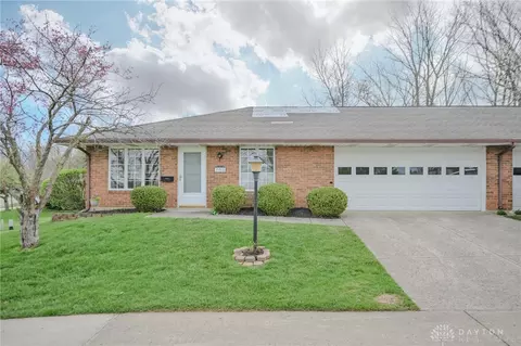 732 Grandview Dr, Springfield, OH 45503 photo 2