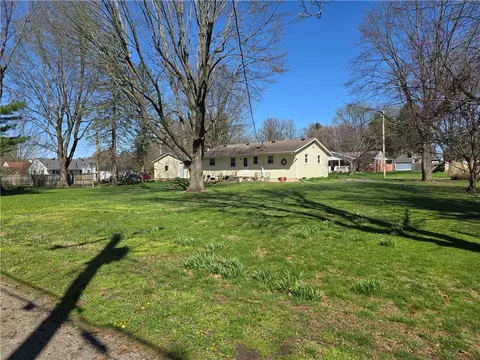 Exterior - 409 E Spring St, Eaton, OH 45320 photo 6 of 6