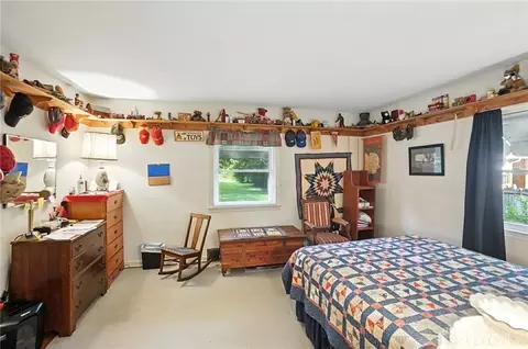 Bedroom - 2064 Fairfield Pike, Springfield, OH 45502 photo 1 of 4
