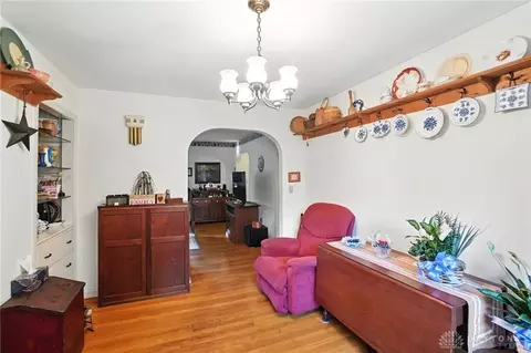 Dining - 2064 Fairfield Pike, Springfield, OH 45502 photo 2 of 2