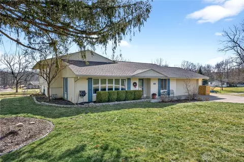 2292 Ivy Crest Dr, Bellbrook, OH 45305