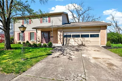 3233 Carrier Ave, Kettering, OH 45429