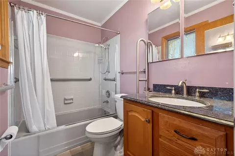 Bath - 3233 Carrier Ave, Kettering, OH 45429 photo 3 of 3