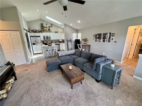 Living - 241 Queens Xing, Centerville, OH 45458 photo 4 of 4